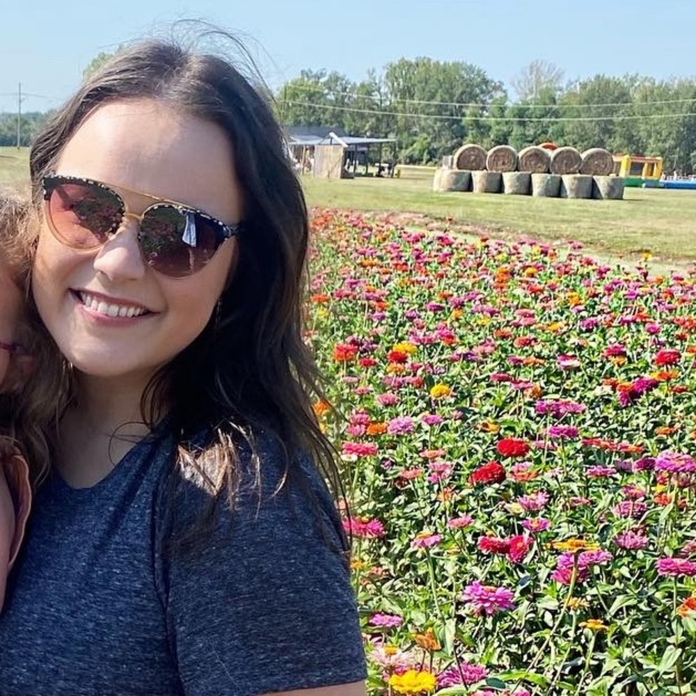 Meet your Posher, Maddie